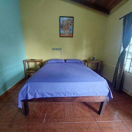 Arenal Hostel La Catarata La Fortuna Luaran gambar